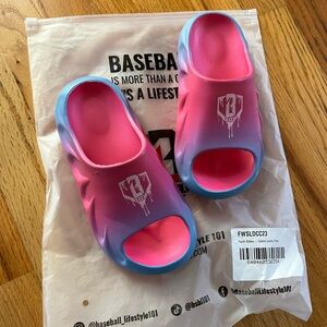 Baseball 101 Cotton Candy Slides Size 2/3 (FIT LIKE SIZE 13/1) NWT